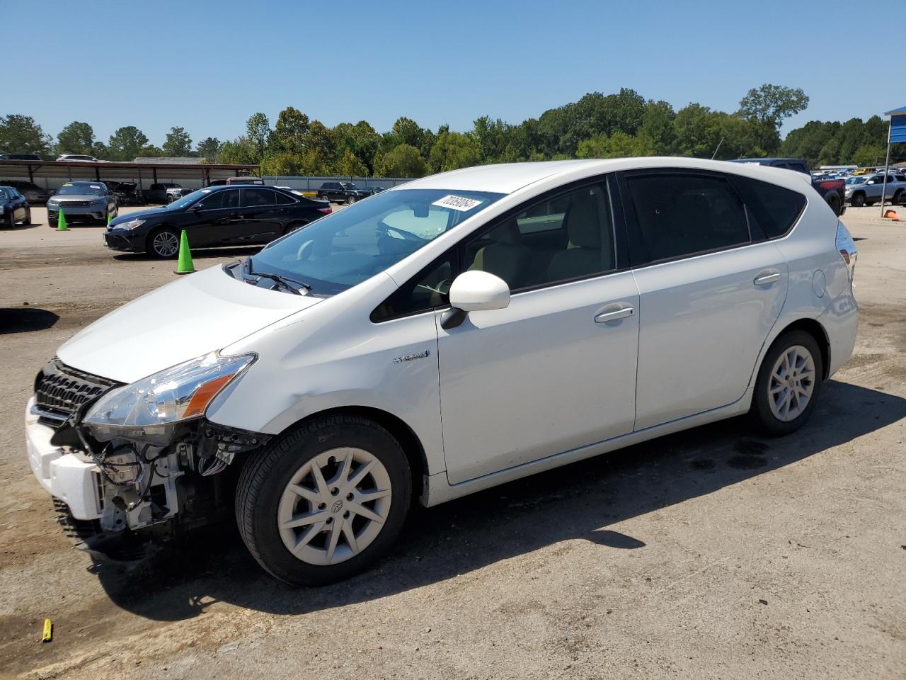 TOYOTA PRIUS V 2012