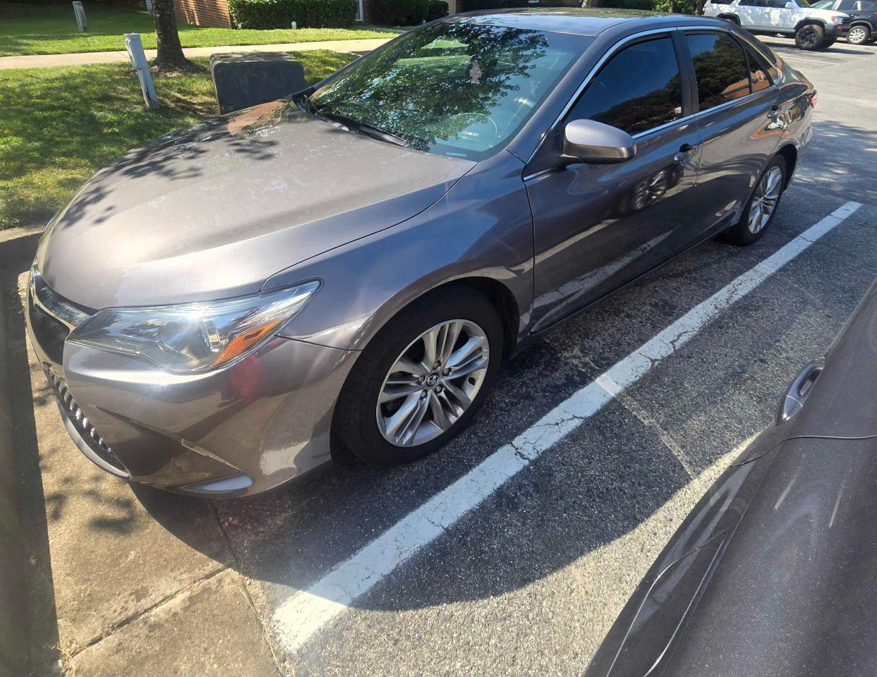 TOYOTA Camry Le 2015