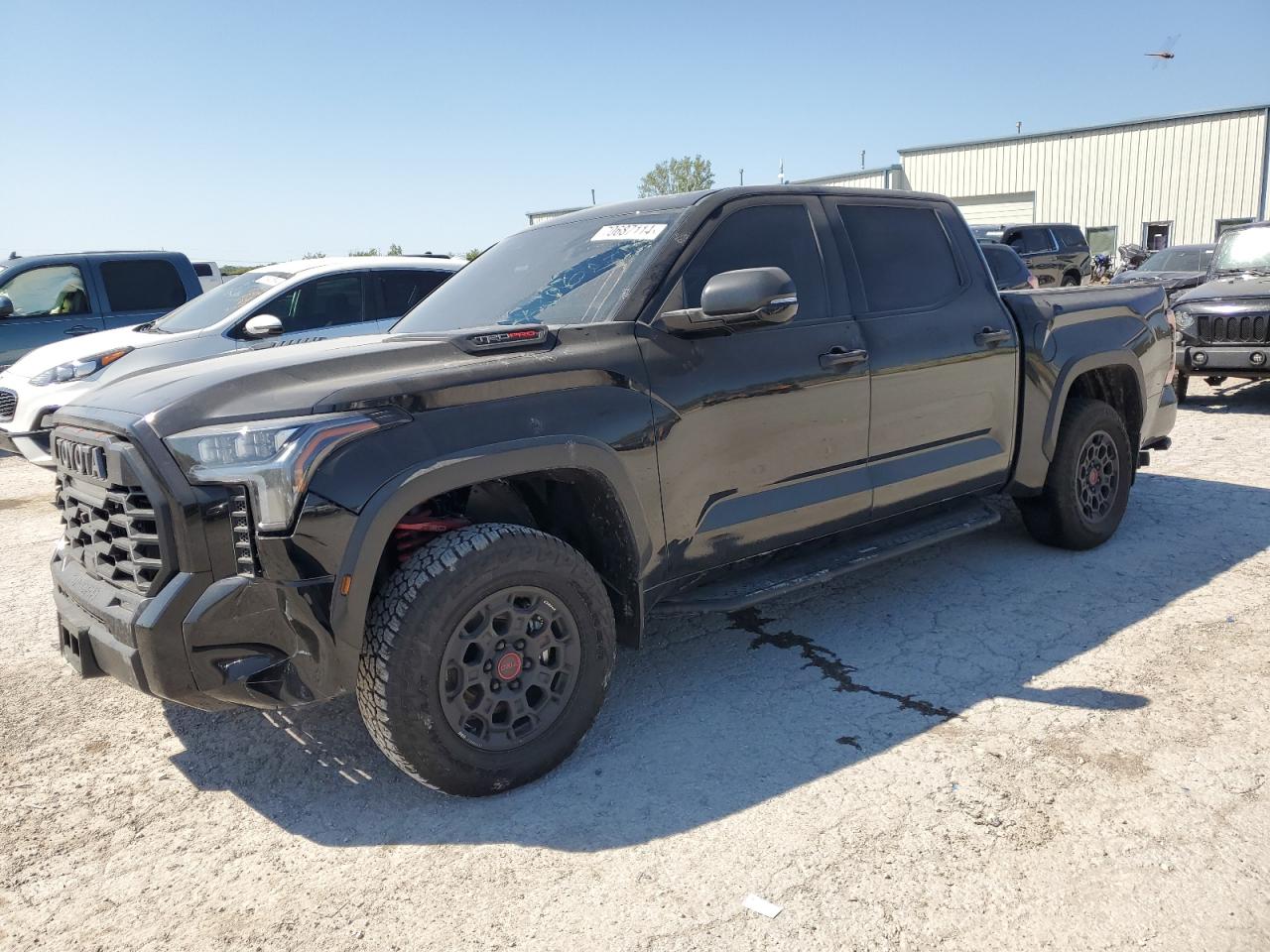 TOYOTA TUNDRA CRE 2024