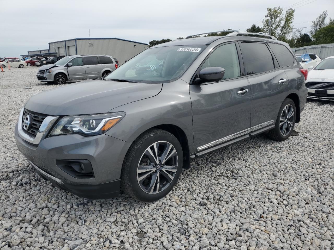 NISSAN PATHFINDER 2020