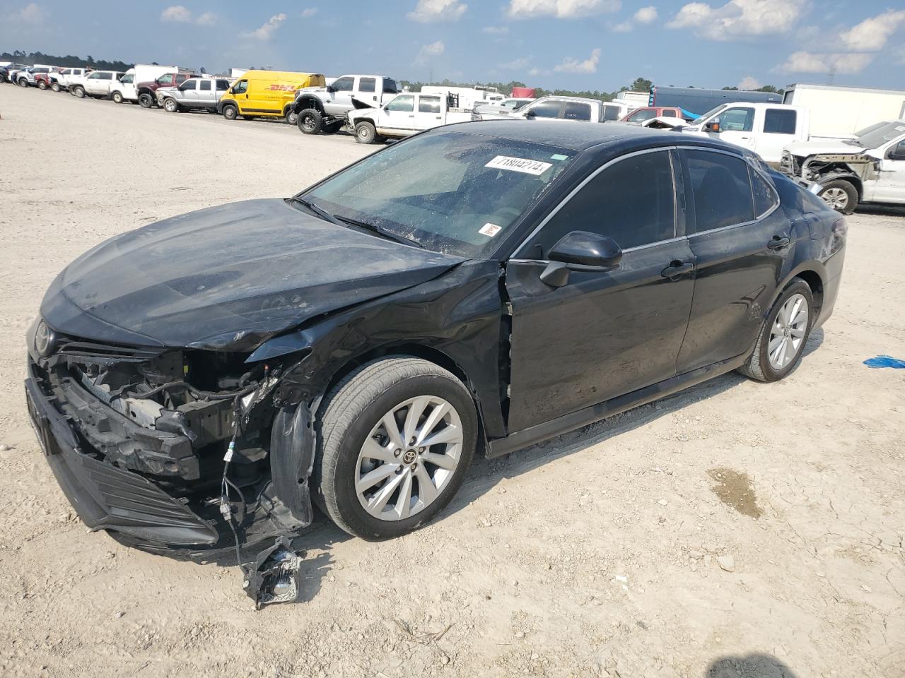 TOYOTA CAMRY LE 2021