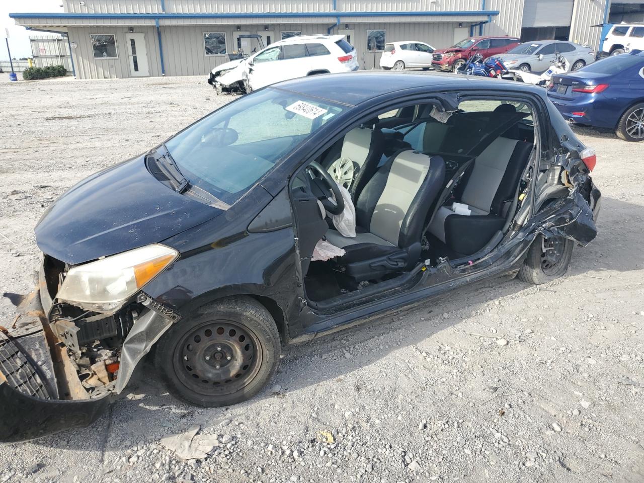 TOYOTA YARIS 2013