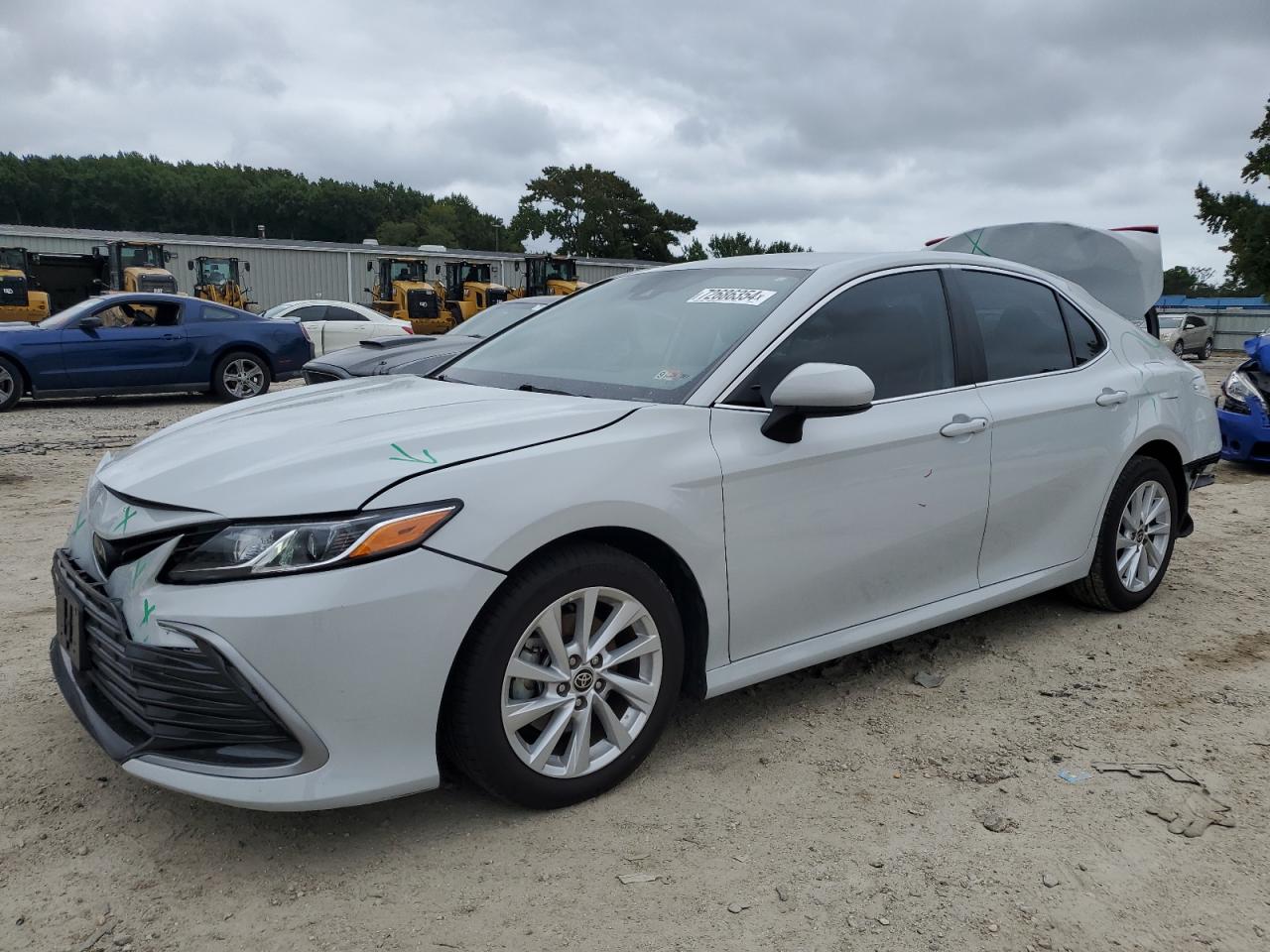 TOYOTA CAMRY LE 2022