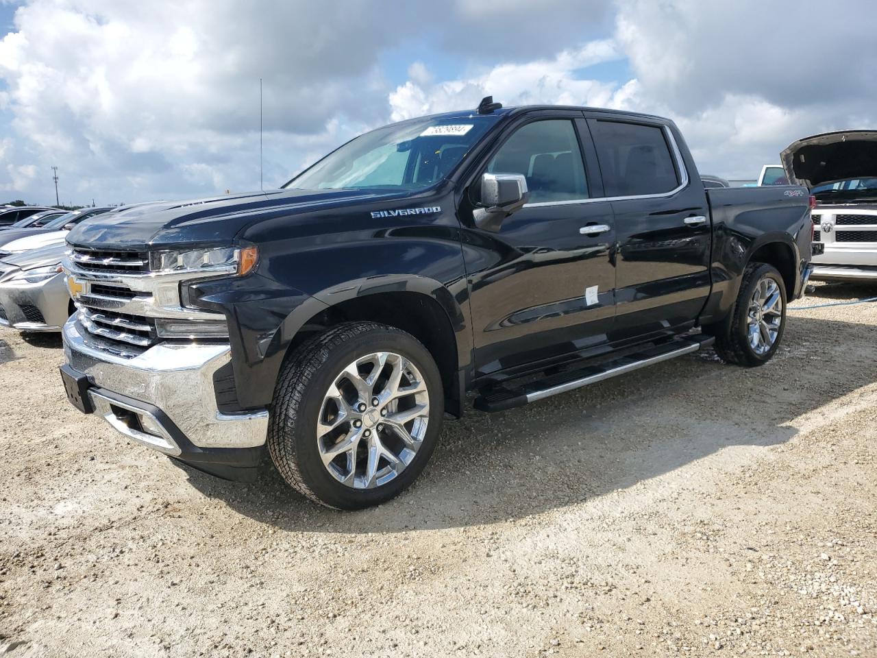 CHEVROLET SILVERADO 2021