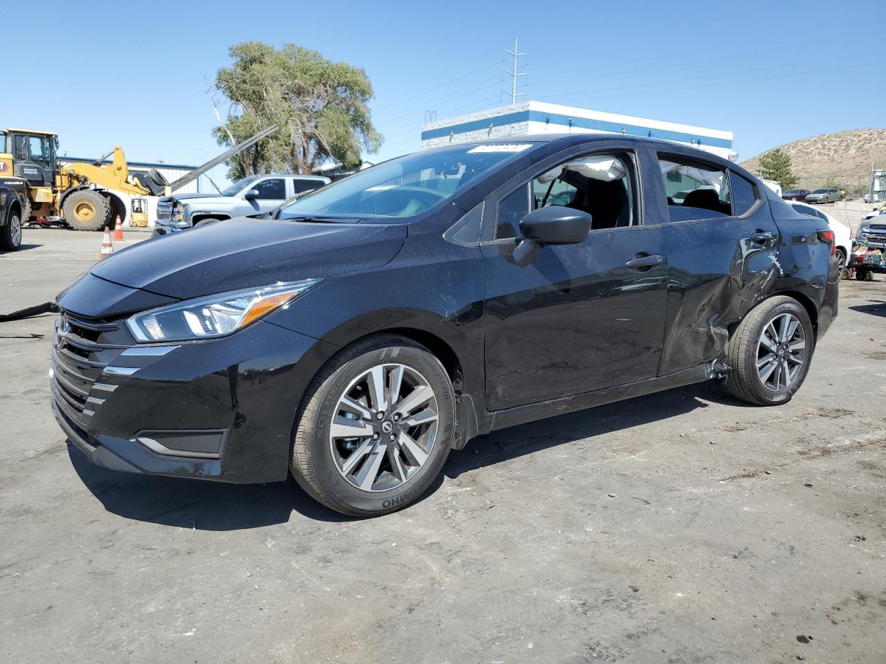 NISSAN VERSA S 2024