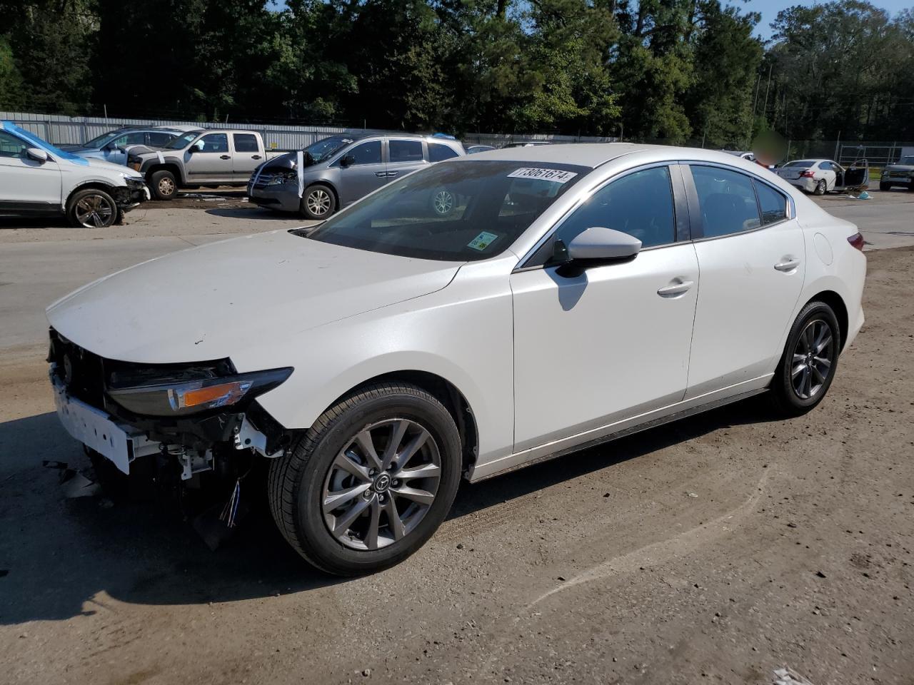 MAZDA 3 2024