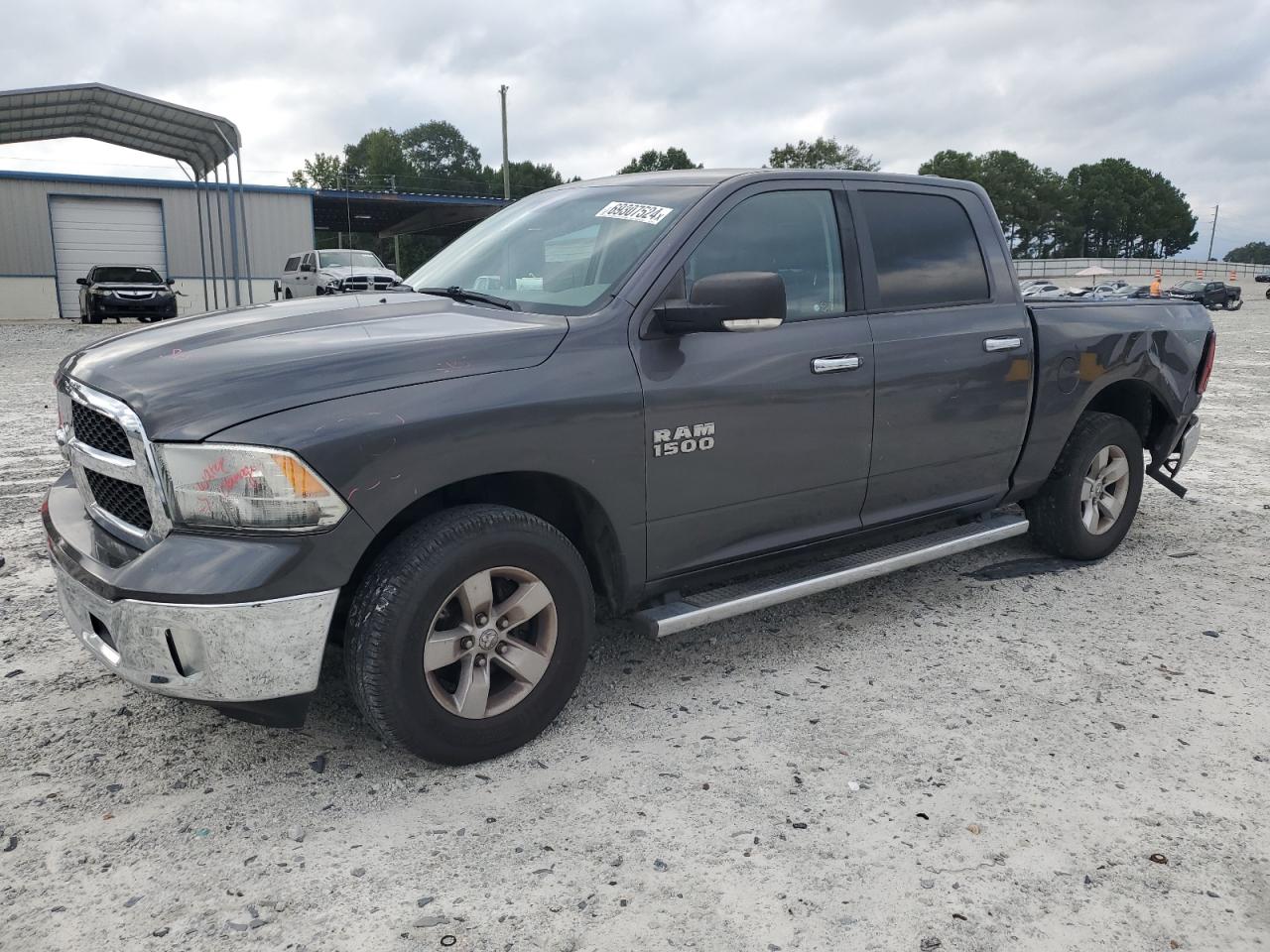 RAM 1500 SLT 2015