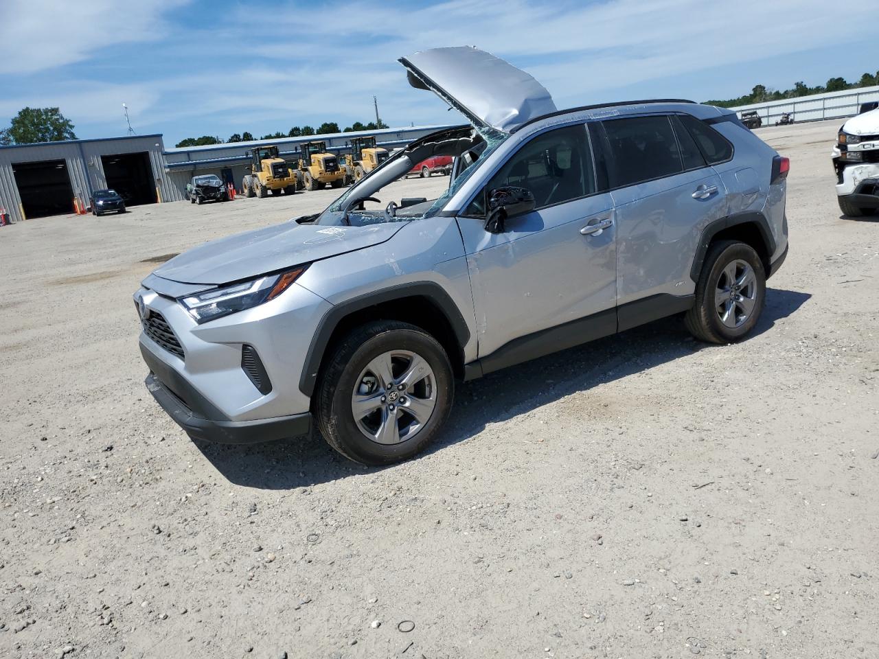 TOYOTA RAV4 LE 2024
