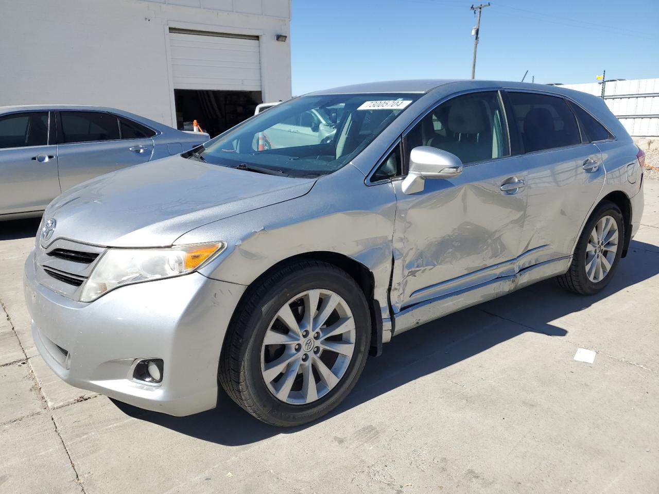 TOYOTA VENZA LE 2015