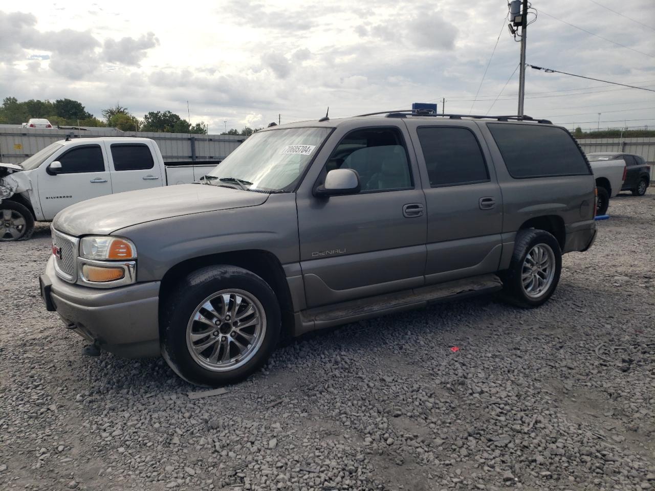 GMC YUKON XL D 2005