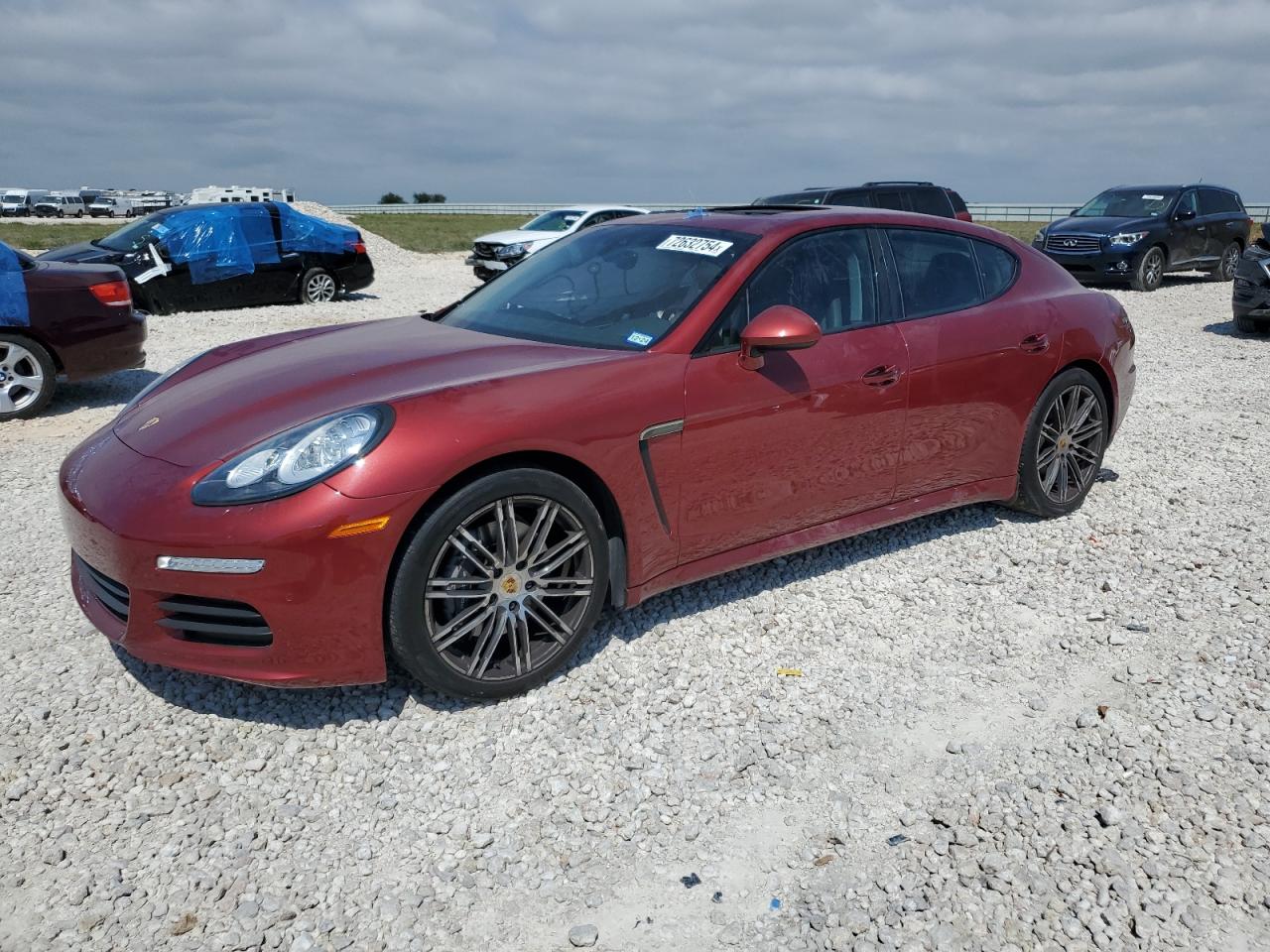 PORSCHE PANAMERA 2 2016