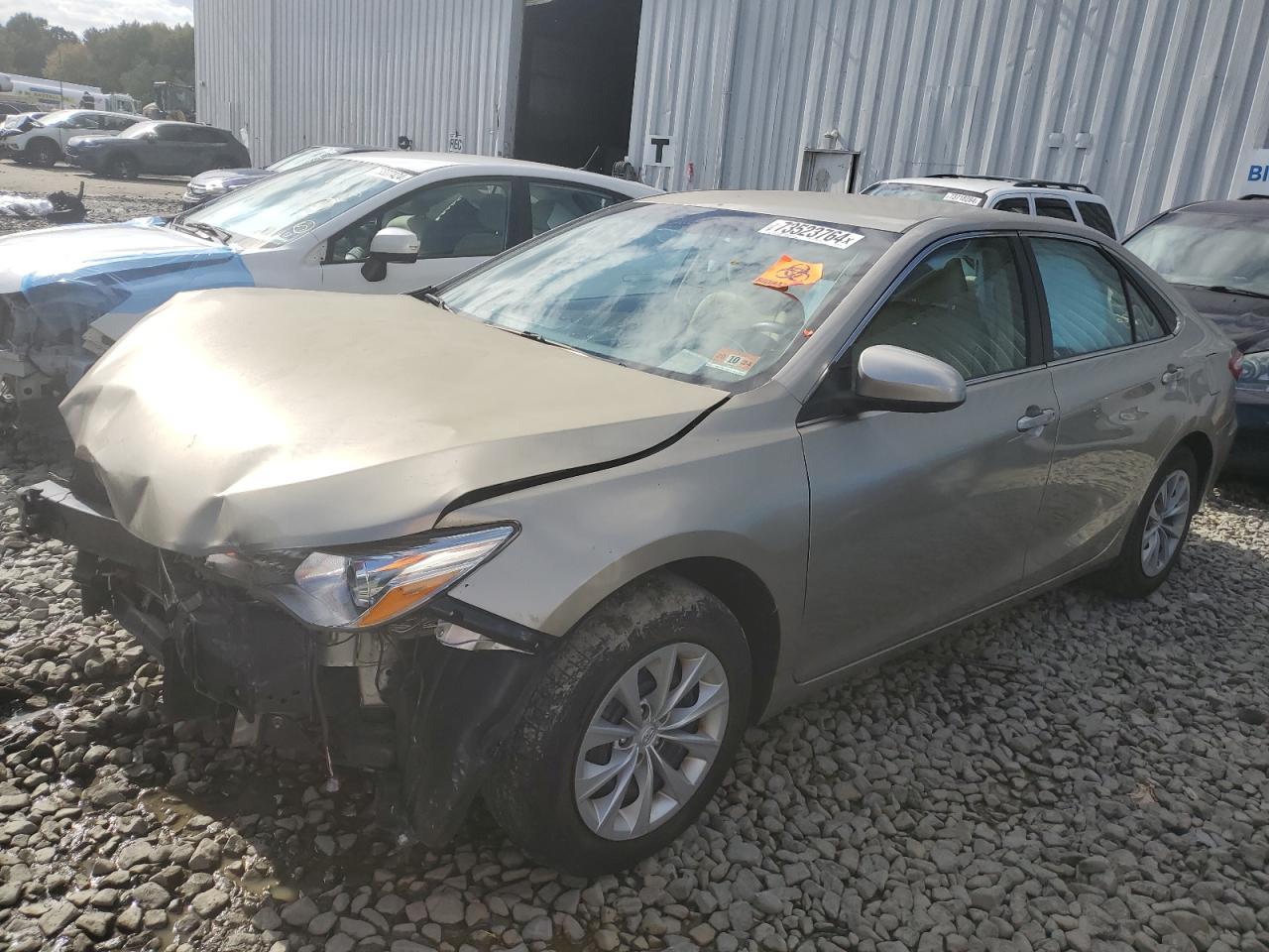 TOYOTA CAMRY LE 2015