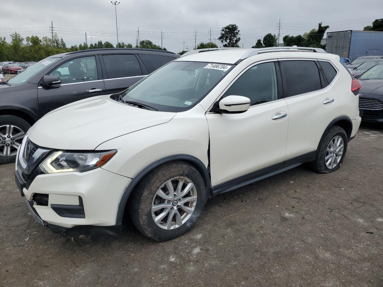 NISSAN ROGUE 2017