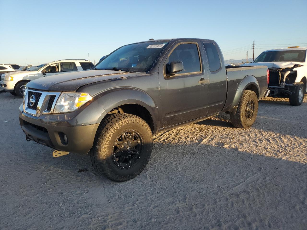 NISSAN FRONTIER S 2015