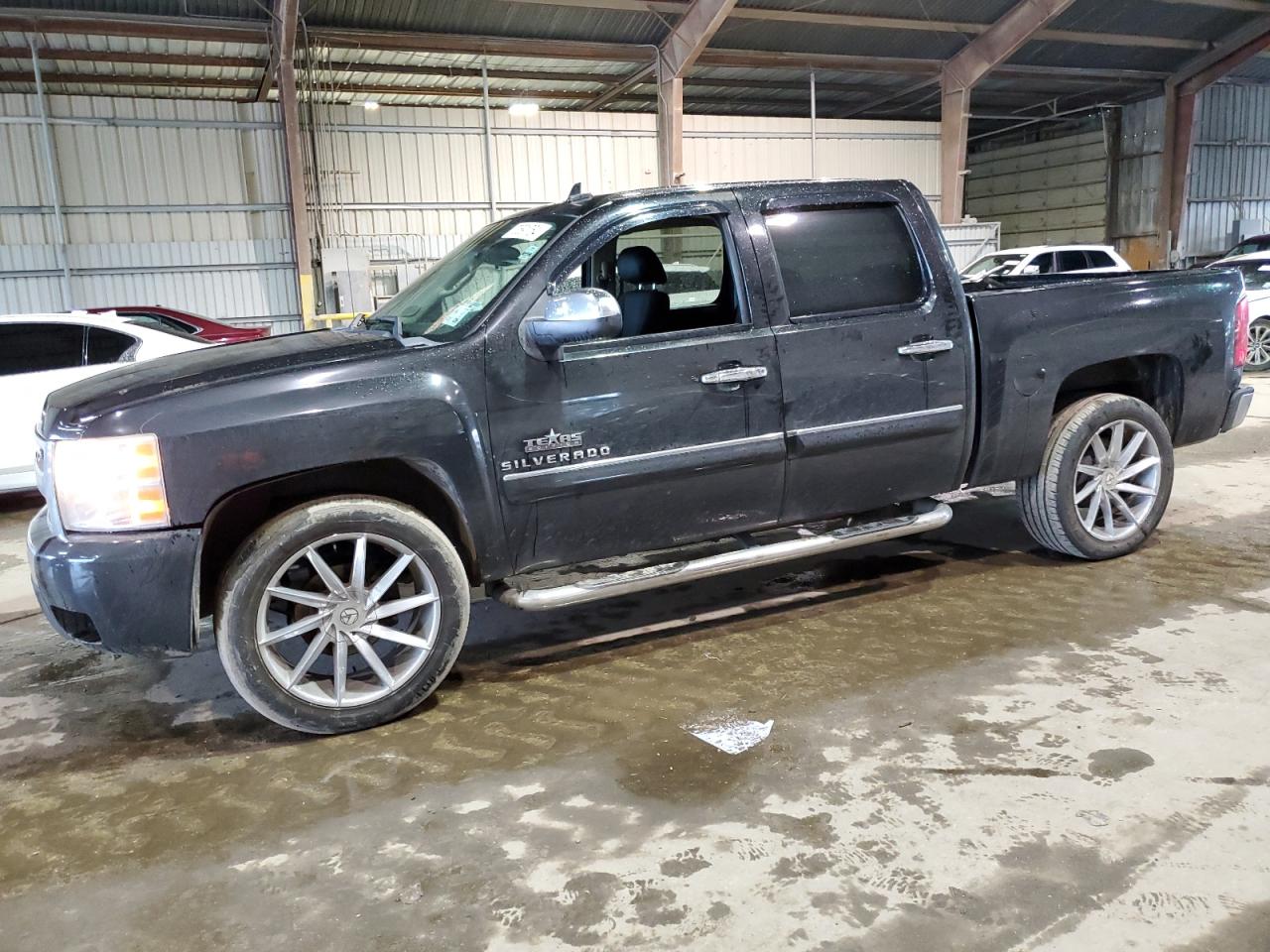 CHEVROLET Silverado 2011