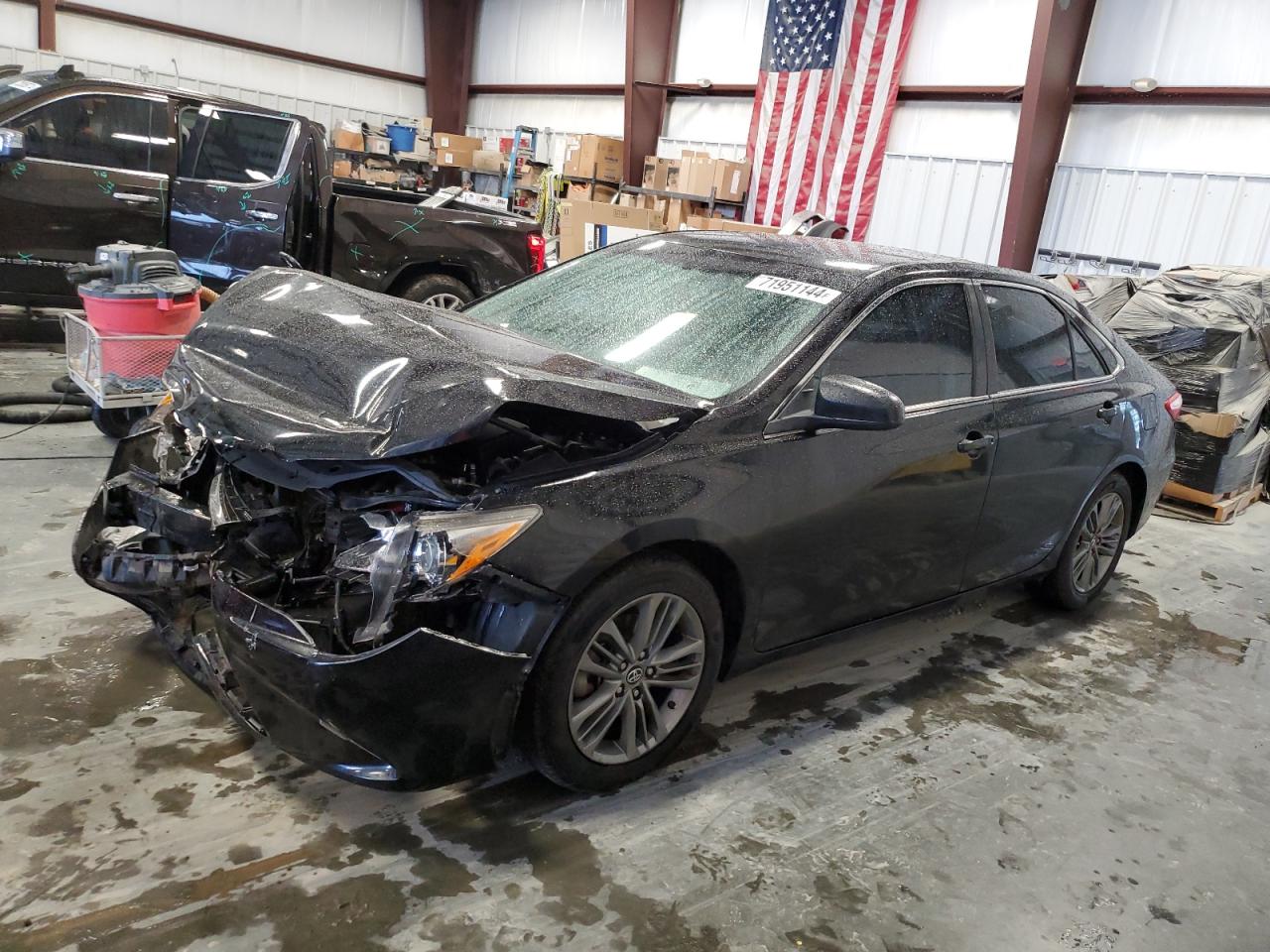 TOYOTA CAMRY LE 2017