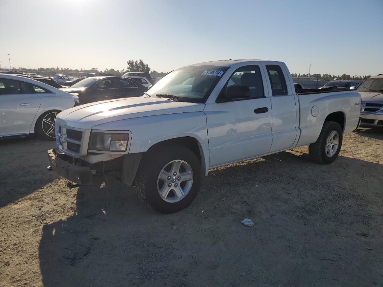 DODGE DAKOTA SXT 2010