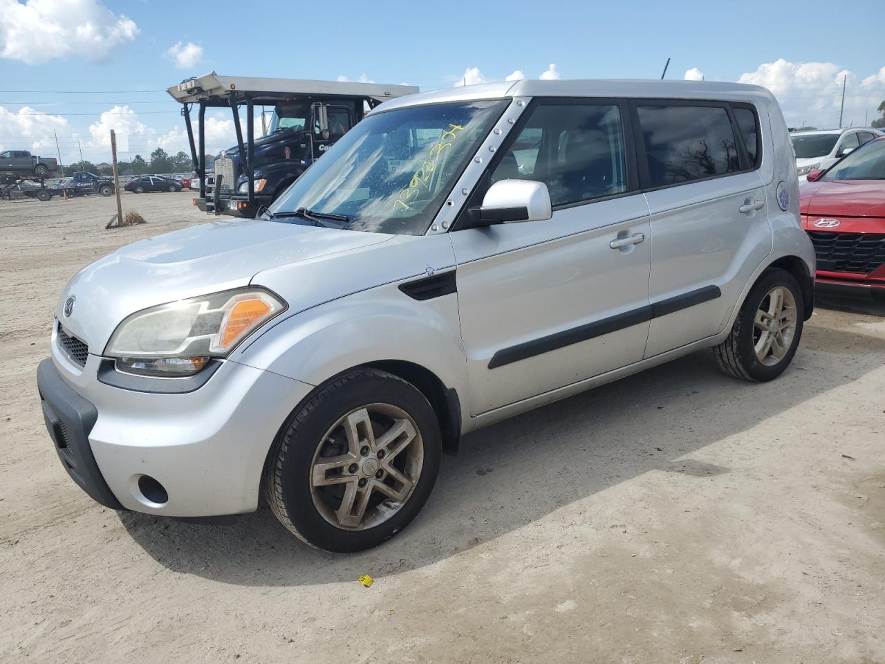 KIA SOUL + 2011