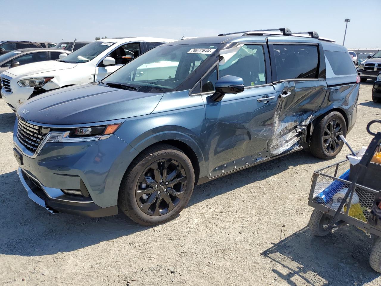 KIA CARNIVAL S 2024