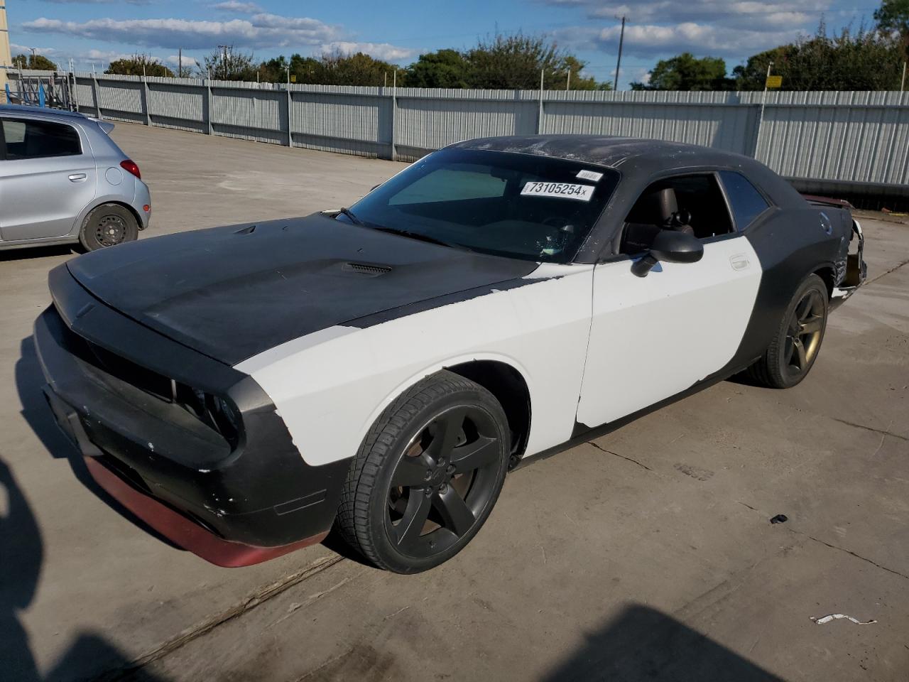 DODGE CHALLENGER 2010