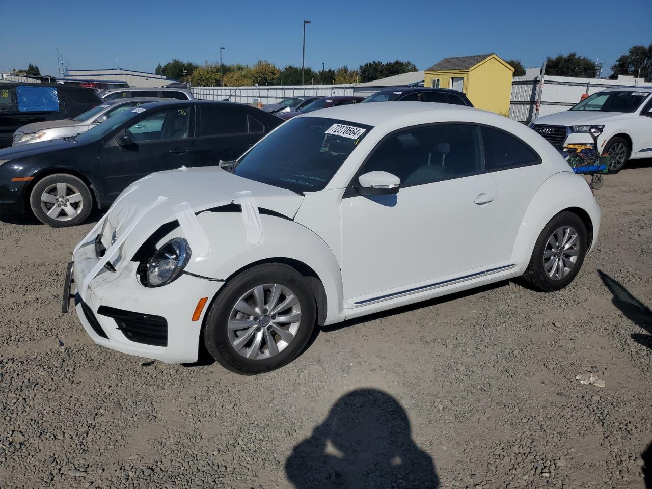 VOLKSWAGEN BEETLE S 2019