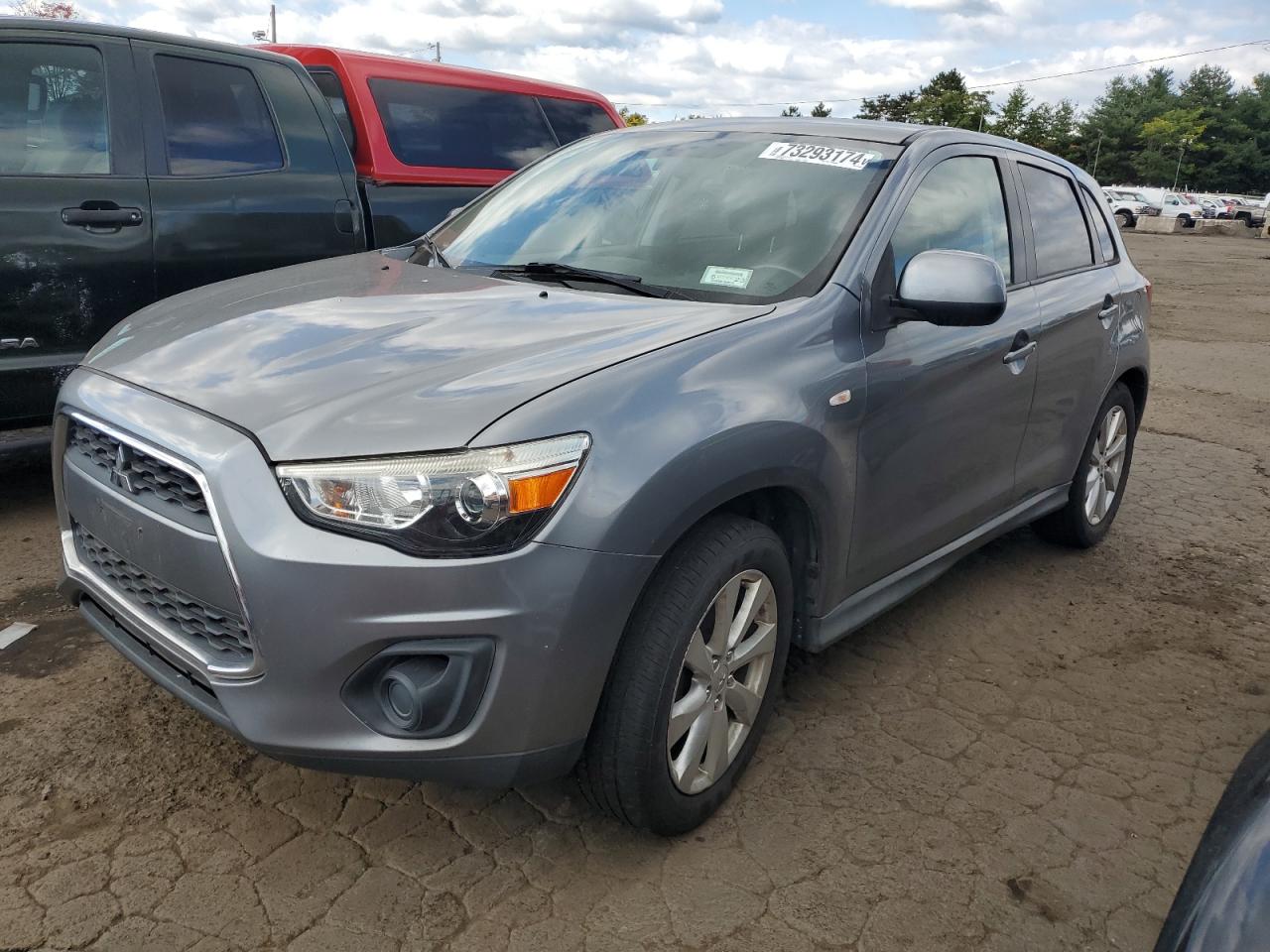 MITSUBISHI OUTLANDER 2014