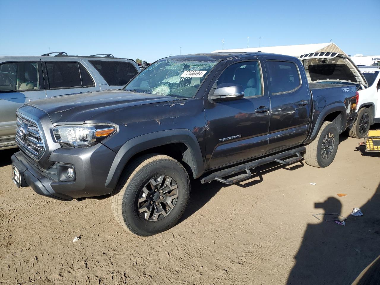 TOYOTA Tacoma Dou 2016