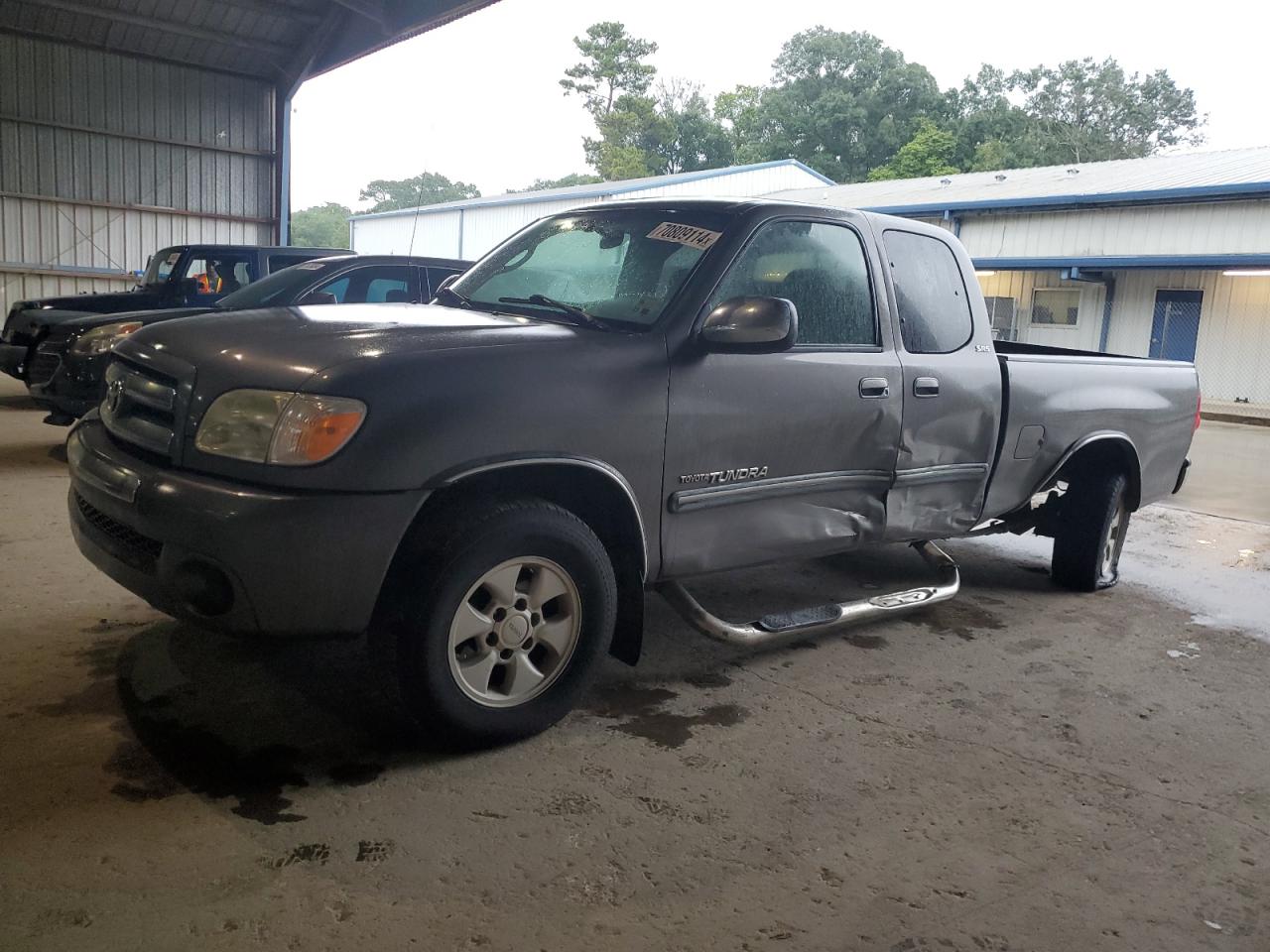 TOYOTA TUNDRA ACC 2006