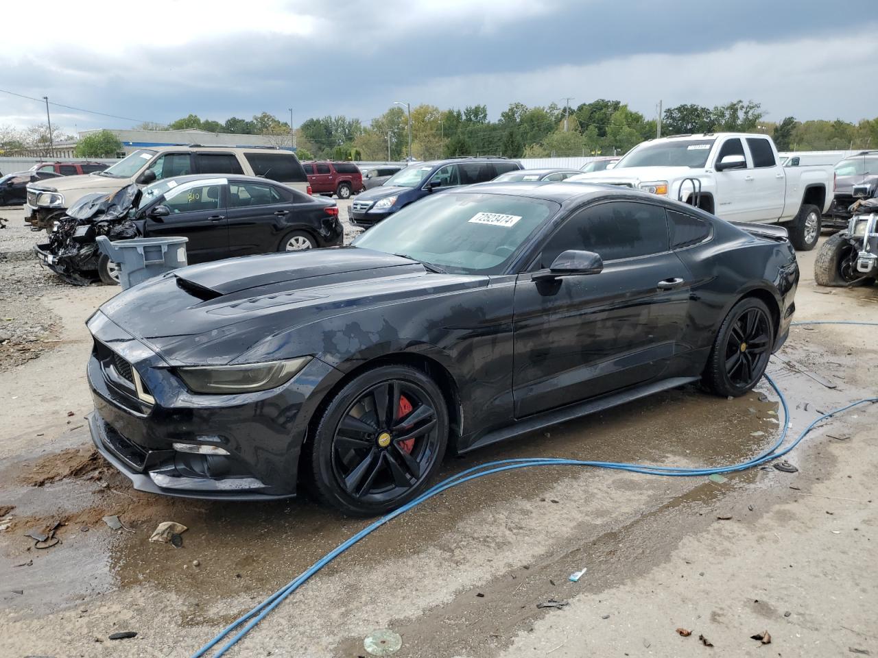 FORD MUSTANG 2015