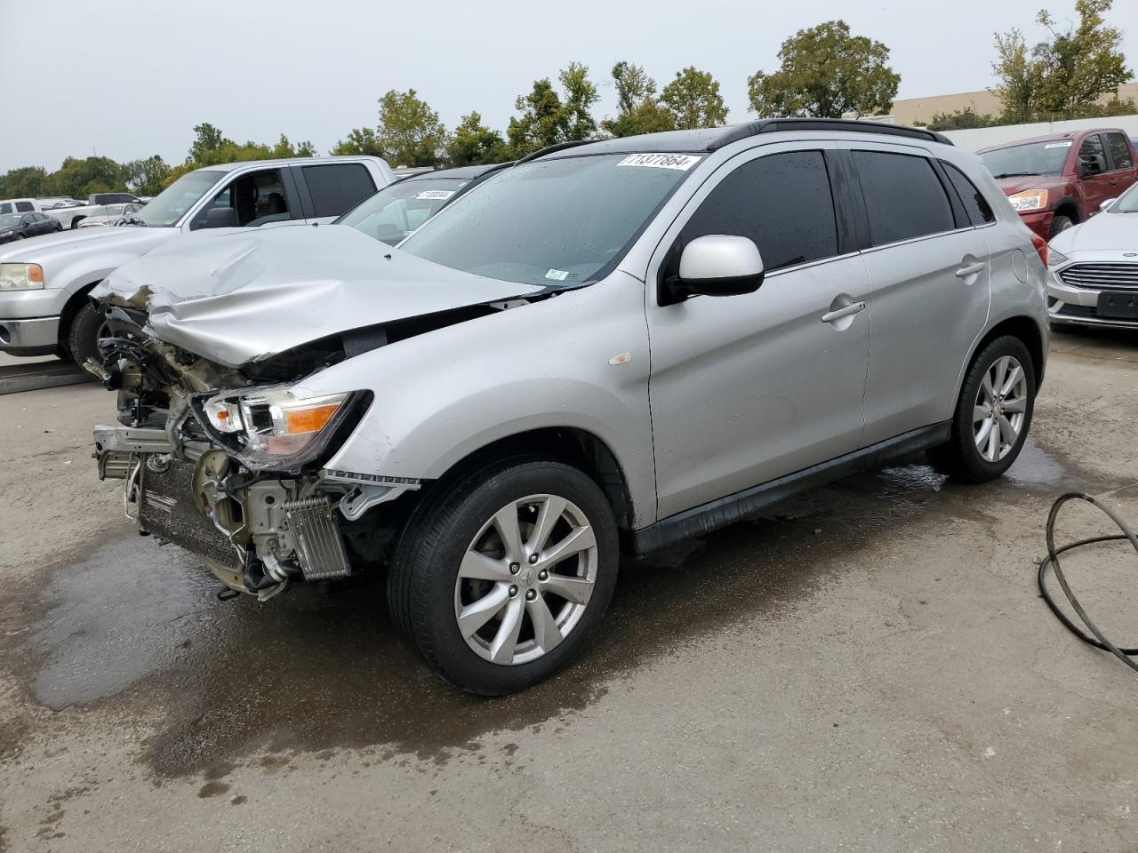 MITSUBISHI OUTLANDER 2013