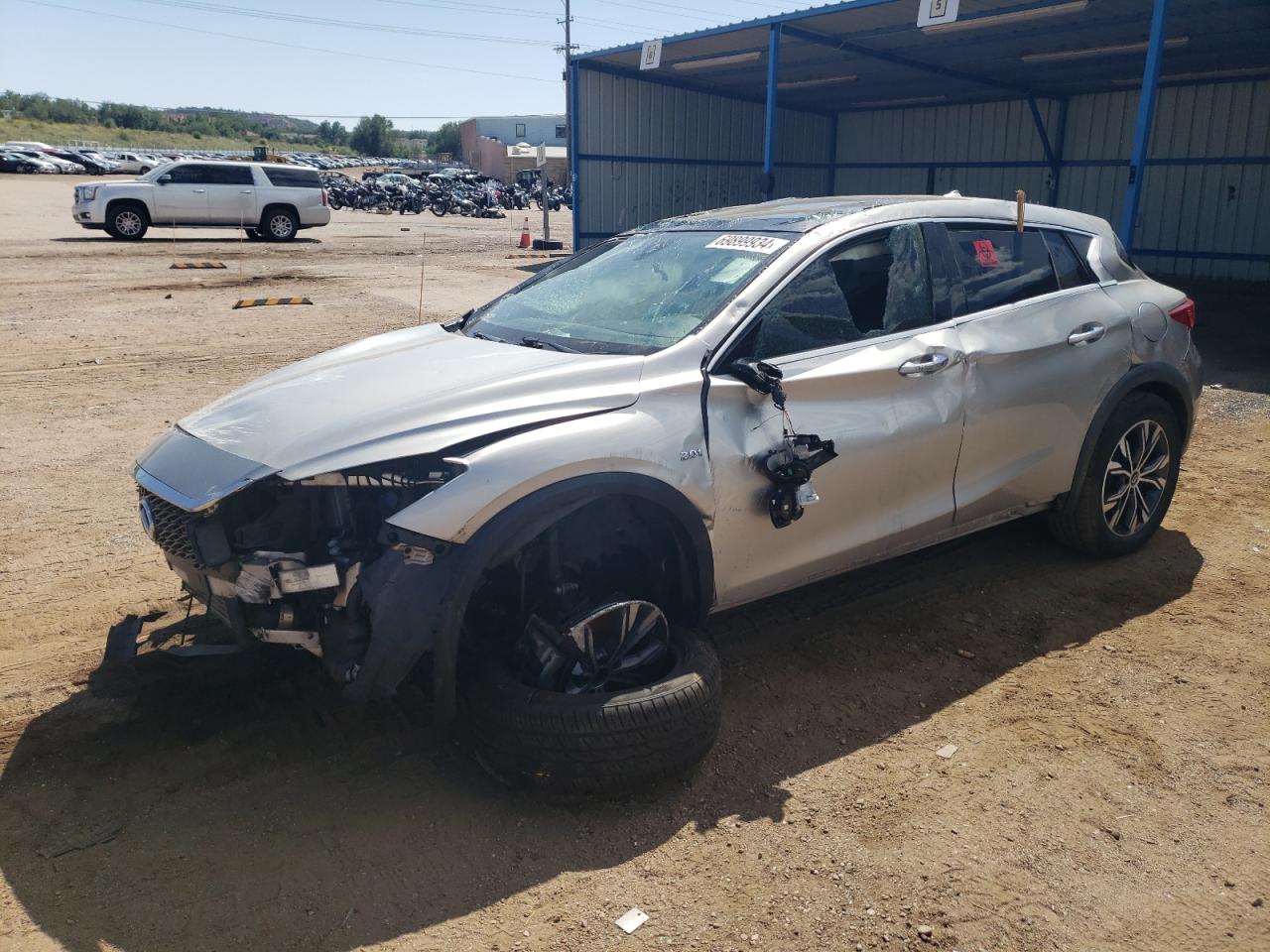 INFINITI QX30 BASE 2017
