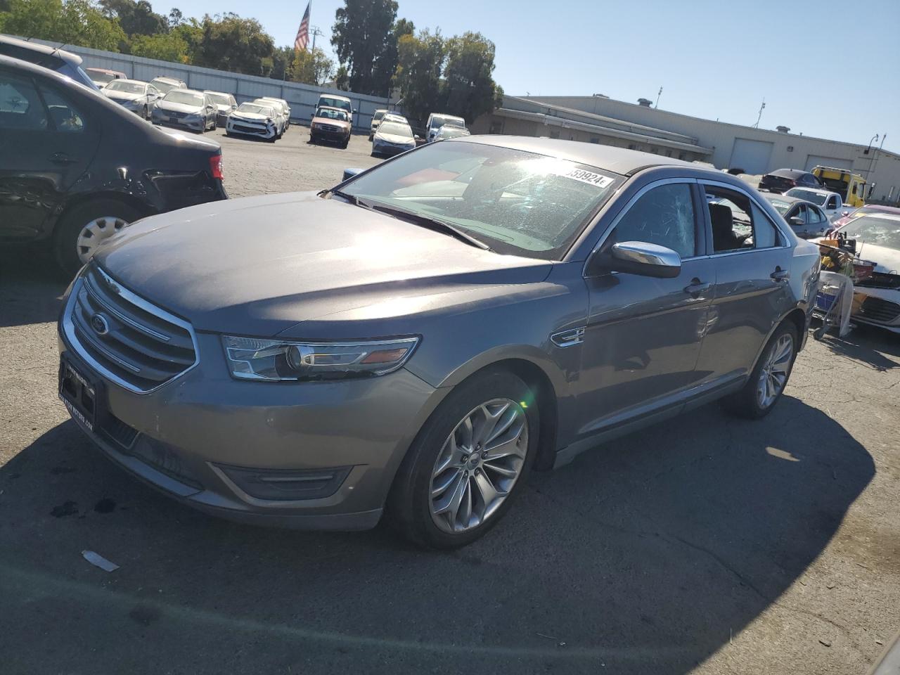 FORD Taurus Lim 2013