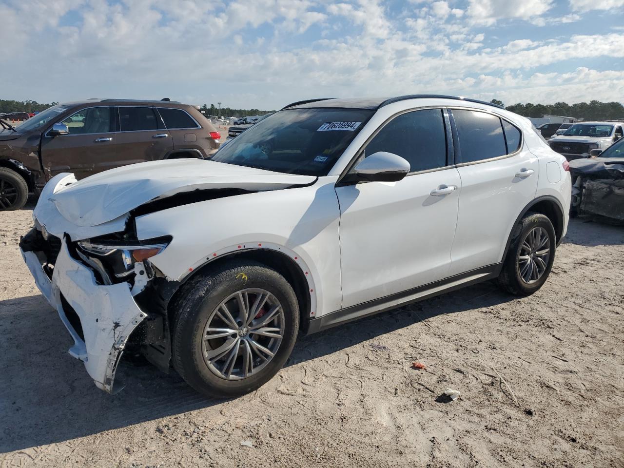 ALFA ROMEO STELVIO 2022