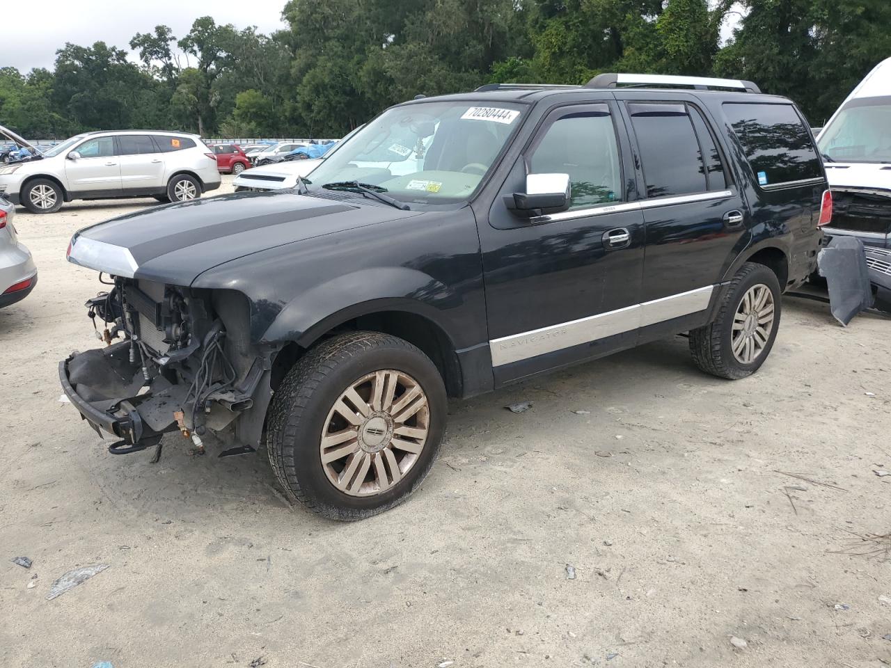 LINCOLN NAVIGATOR 2012