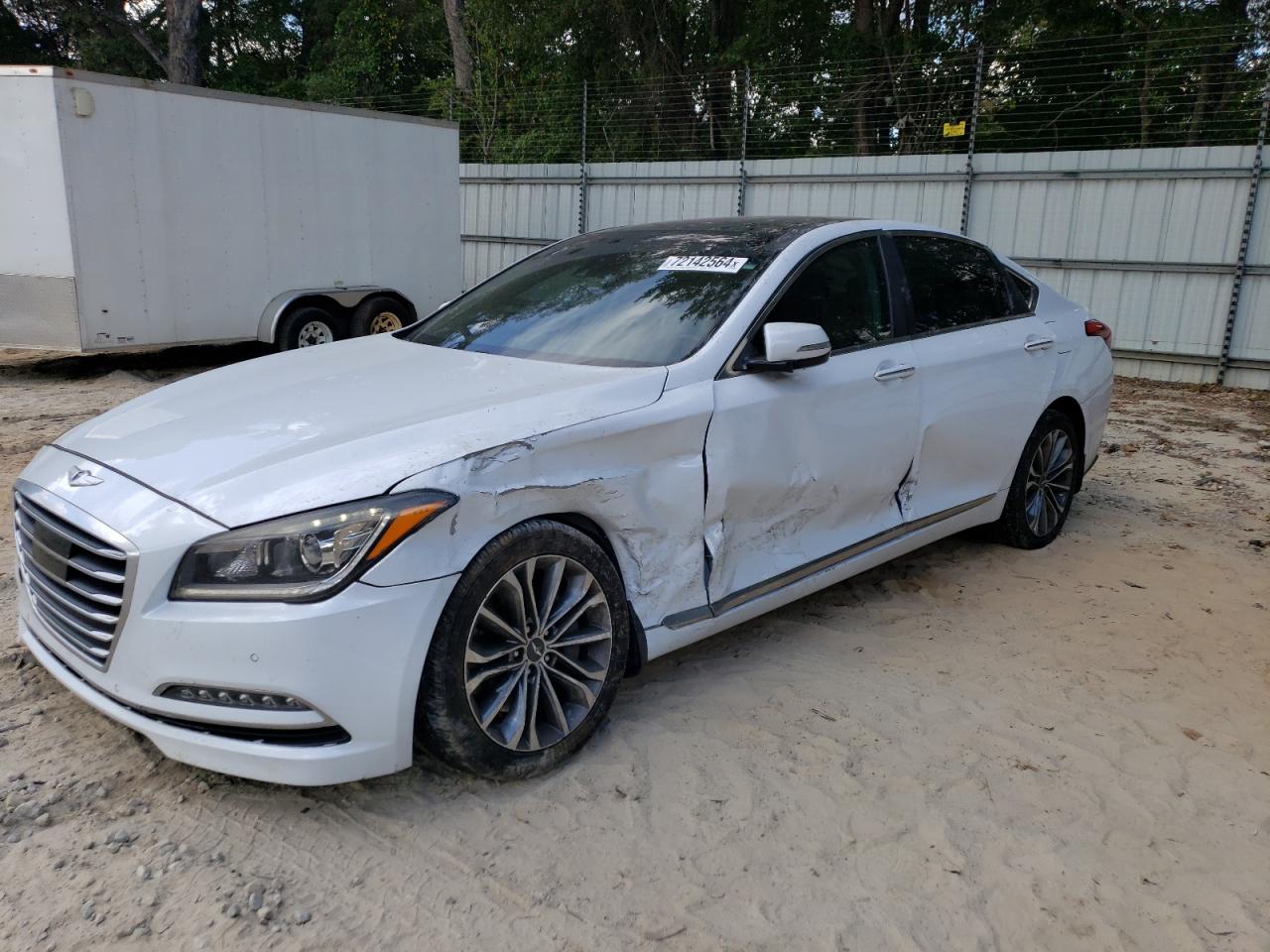HYUNDAI GENESIS 3. 2016