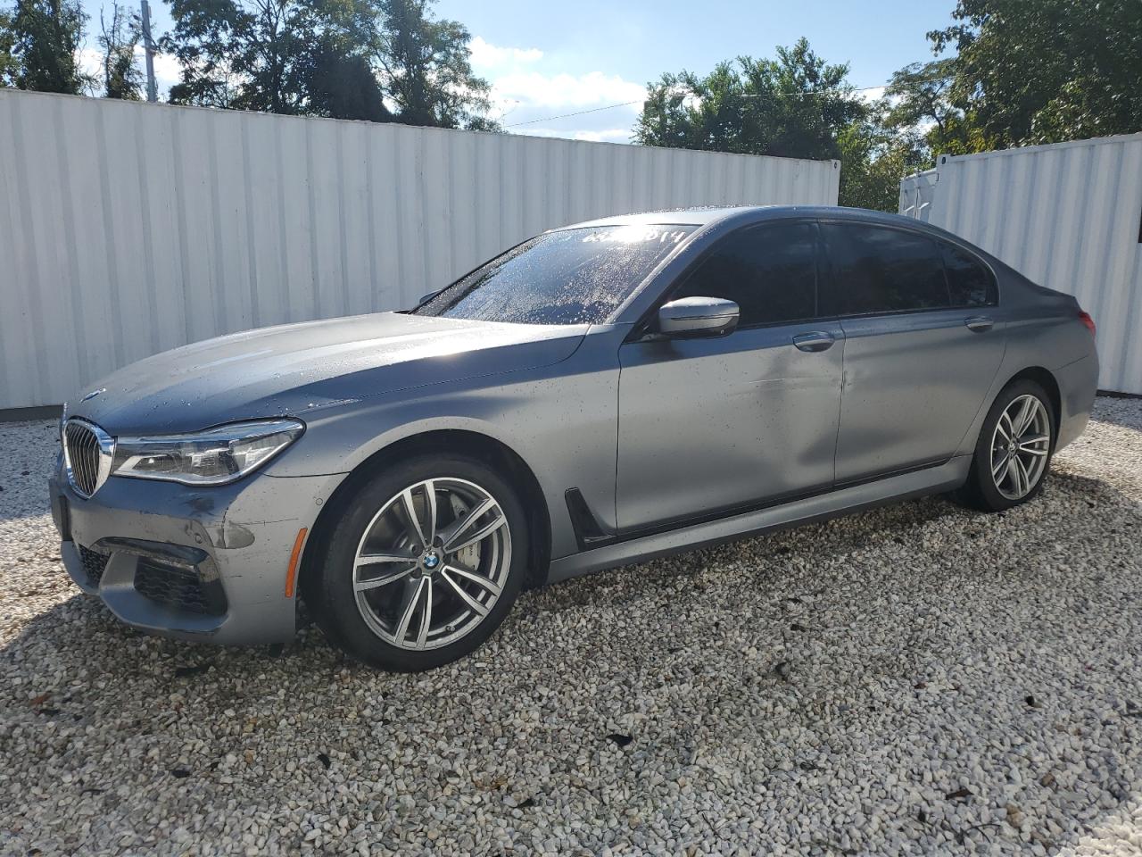 BMW 750 XI 2017