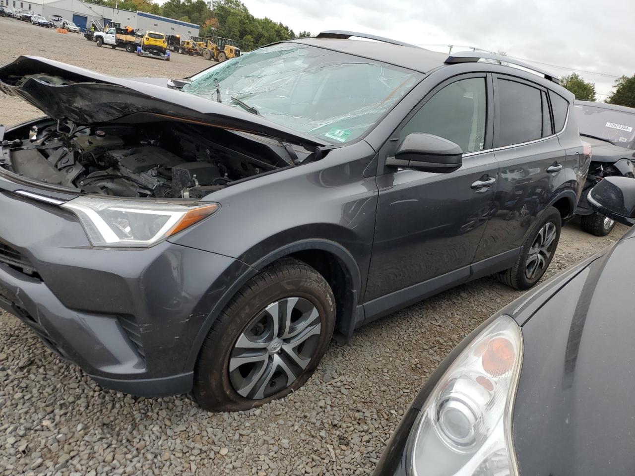 TOYOTA RAV4 LE 2018