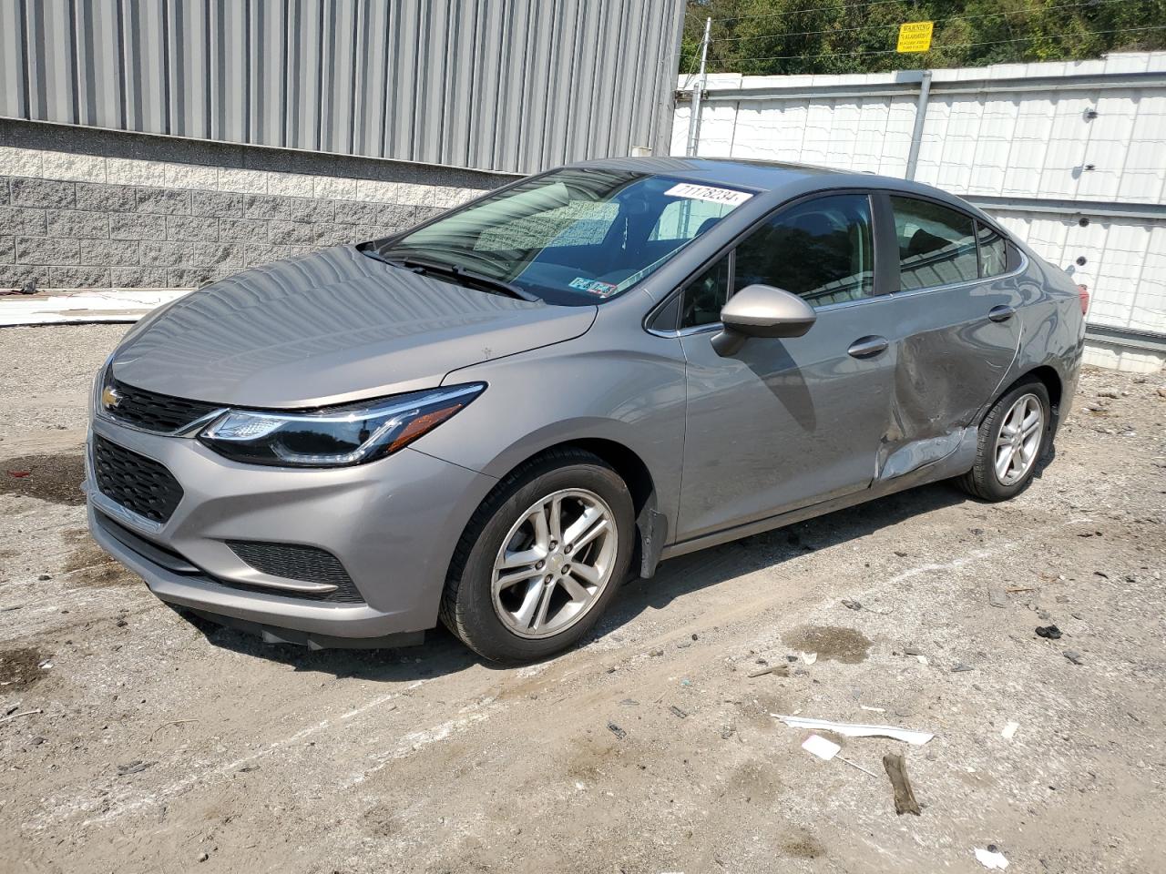 CHEVROLET CRUZE LT 2017