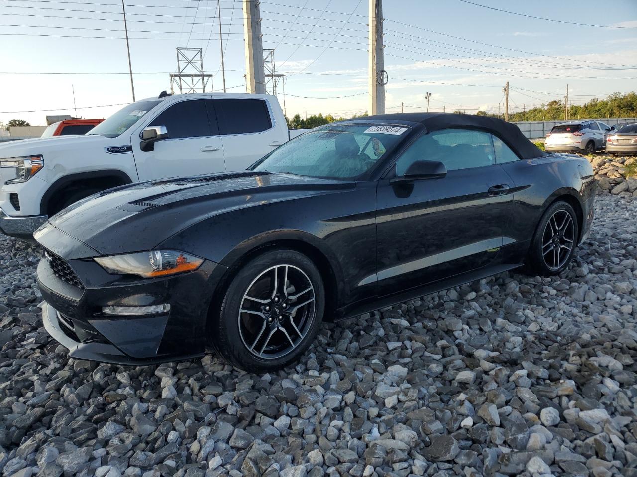 FORD MUSTANG 2021