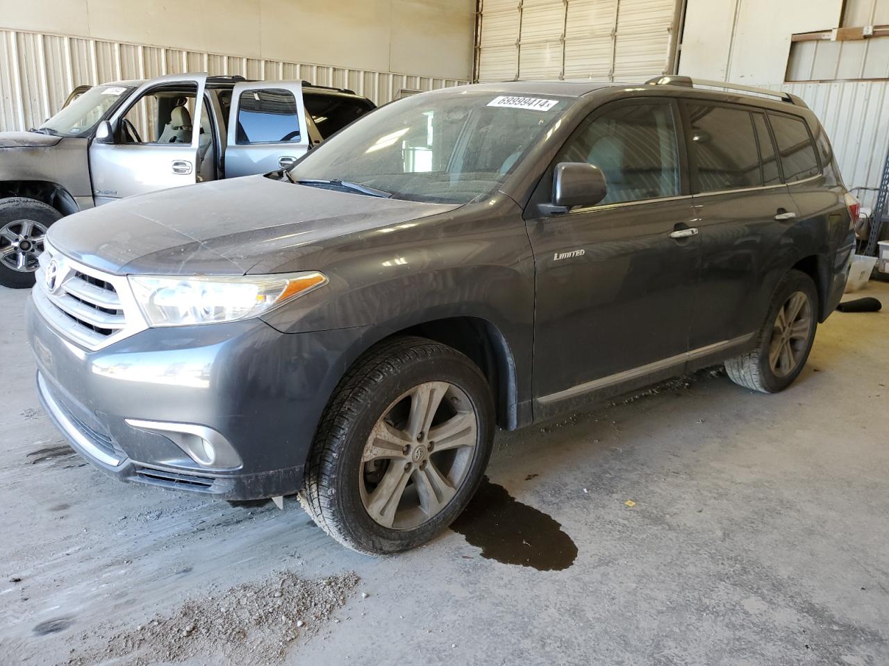 TOYOTA HIGHLANDER 2011