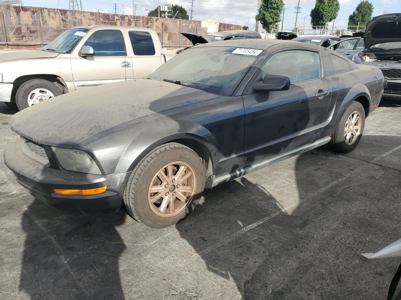 FORD MUSTANG 2007