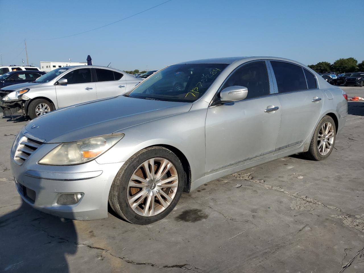 HYUNDAI Genesis 4. 2011