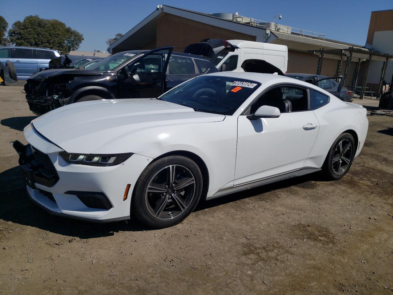FORD MUSTANG 2024
