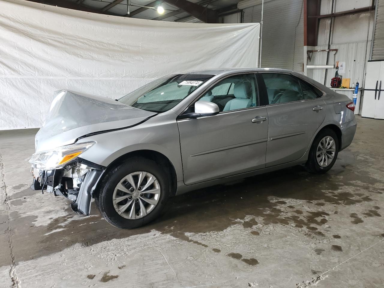 TOYOTA CAMRY LE 2016