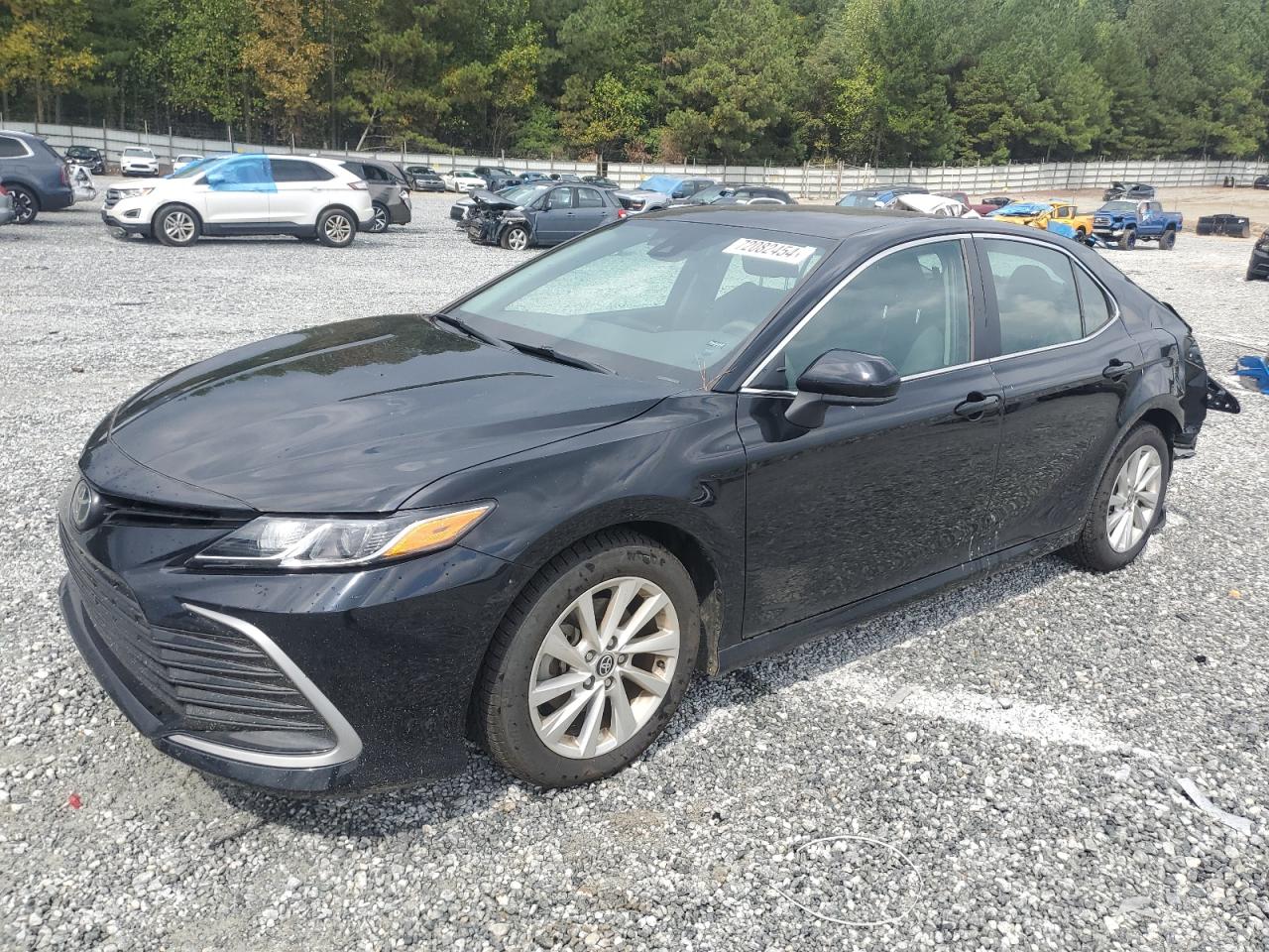 TOYOTA CAMRY LE 2021