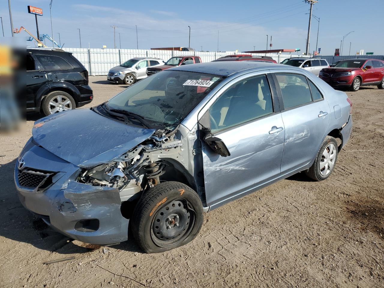 TOYOTA YARIS 2009