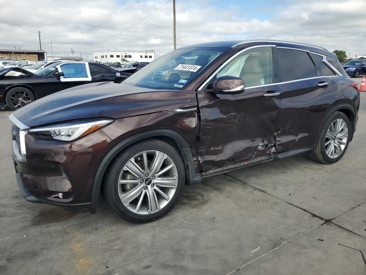 INFINITI QX50 ESSEN 2021