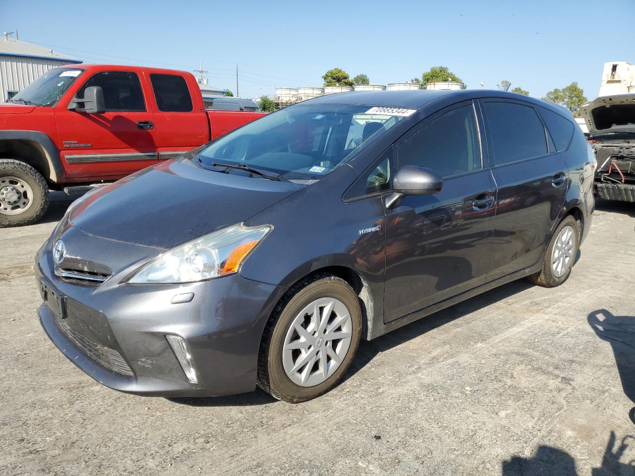 TOYOTA PRIUS V 2013