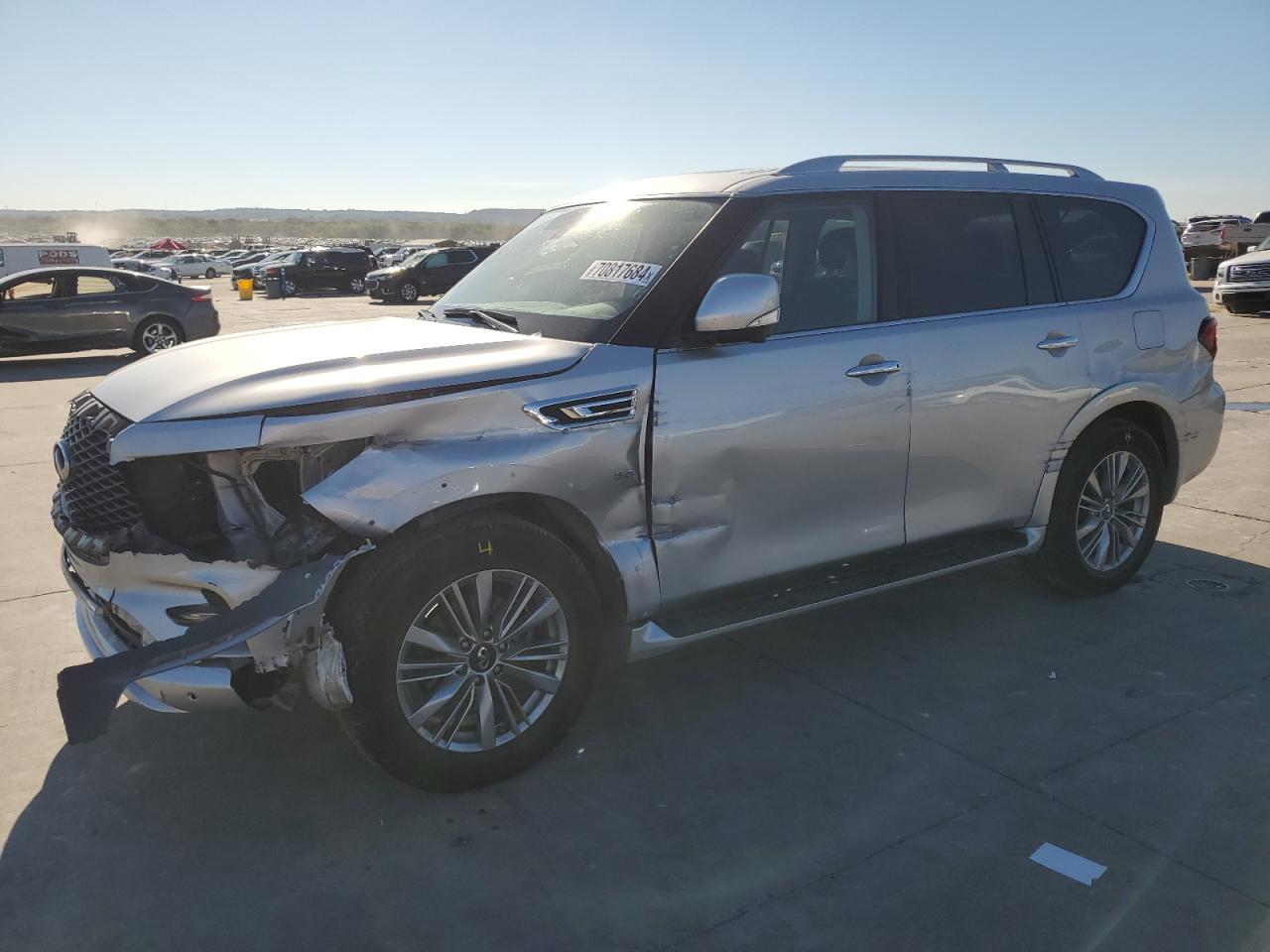 INFINITI QX80 LUXE 2019
