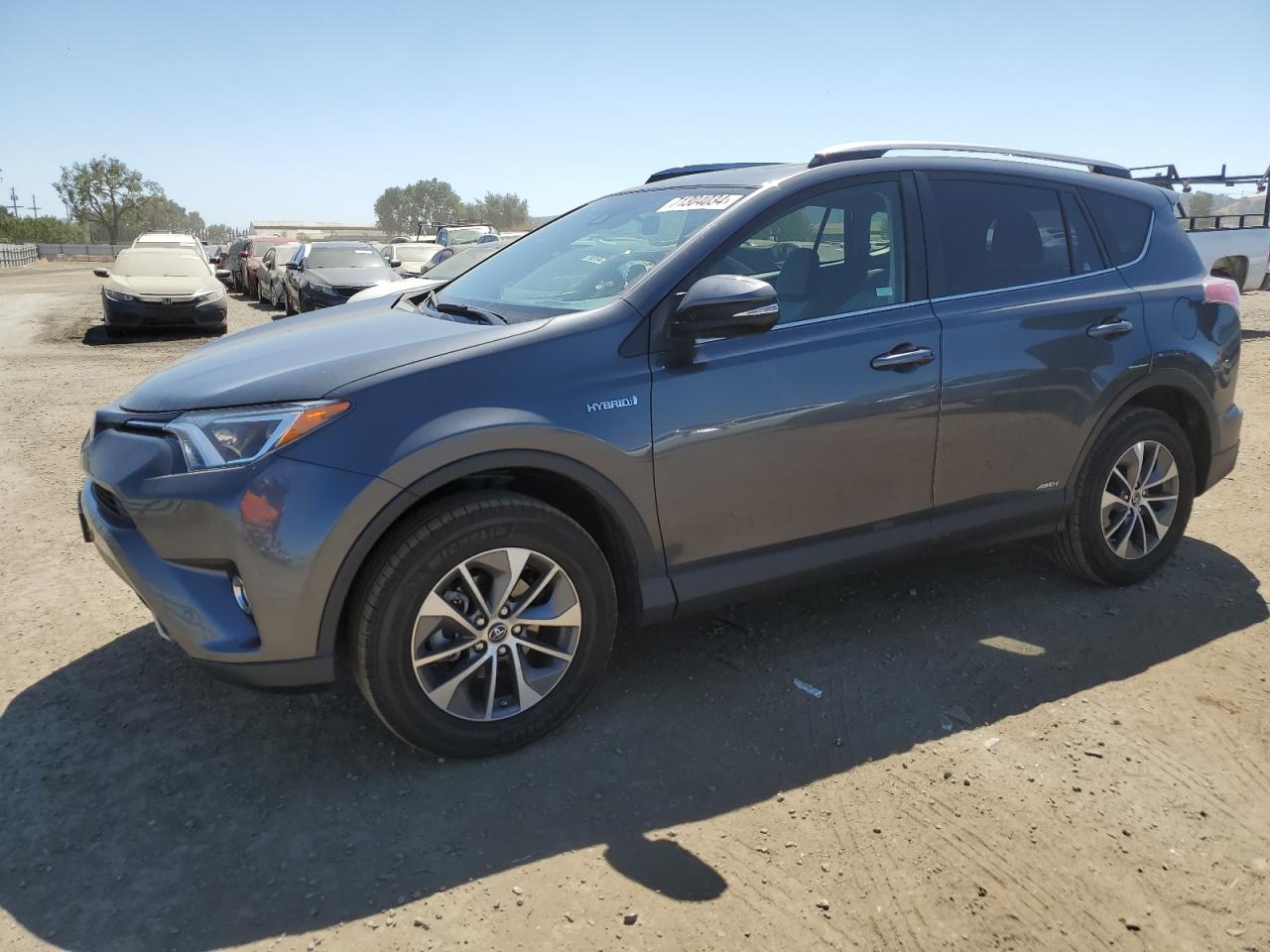 TOYOTA RAV4 HV LE 2017